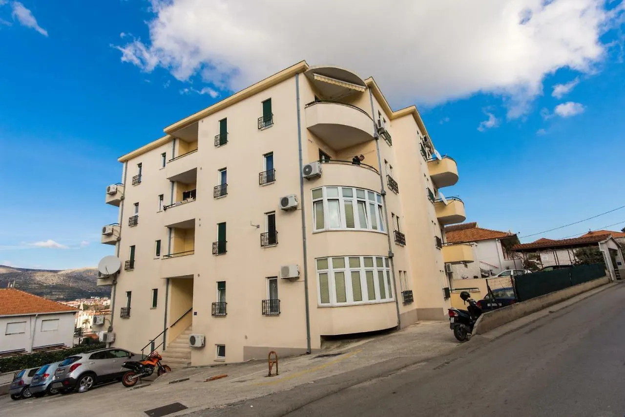 Apartman Ruza Apartment Trogir