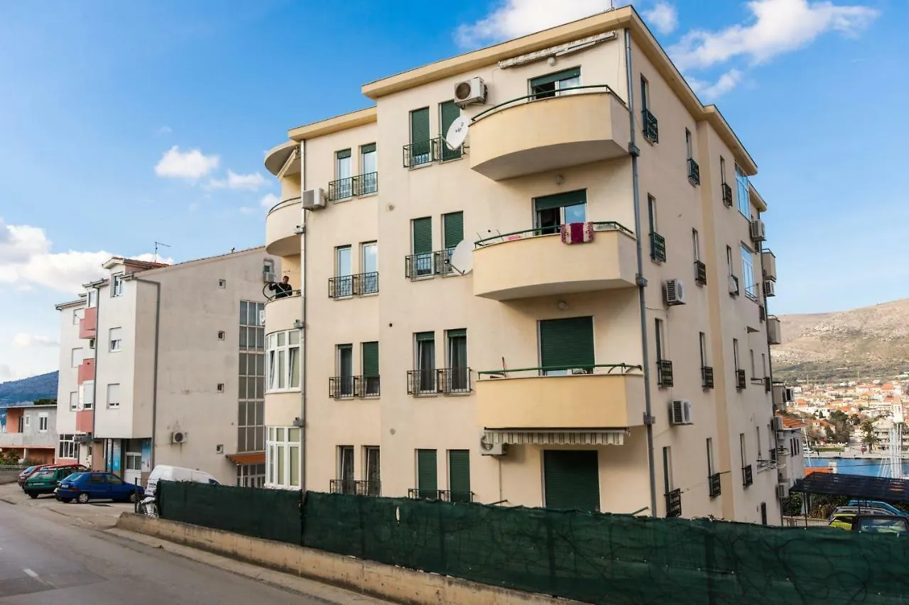 Apartman Ruza Apartment Trogir